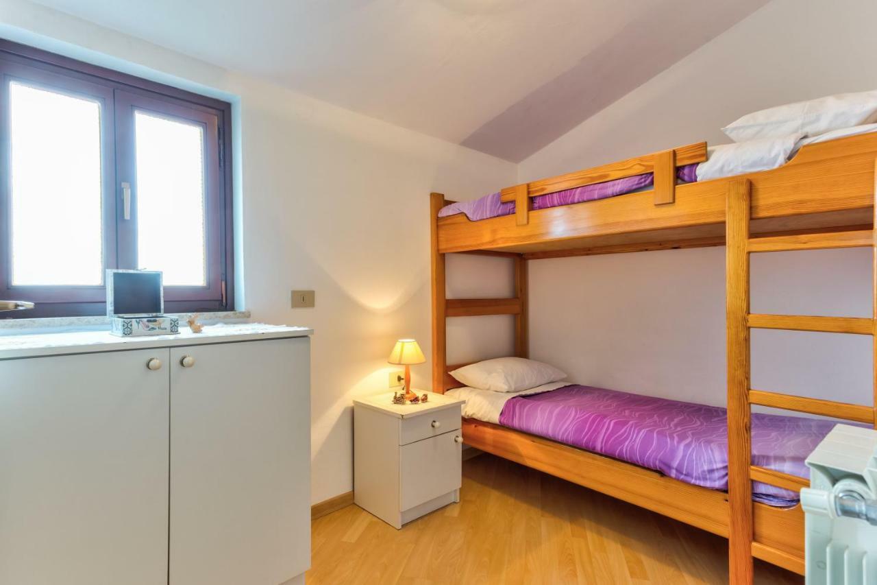 Apartments Redenta Tar-Vabriga Ngoại thất bức ảnh